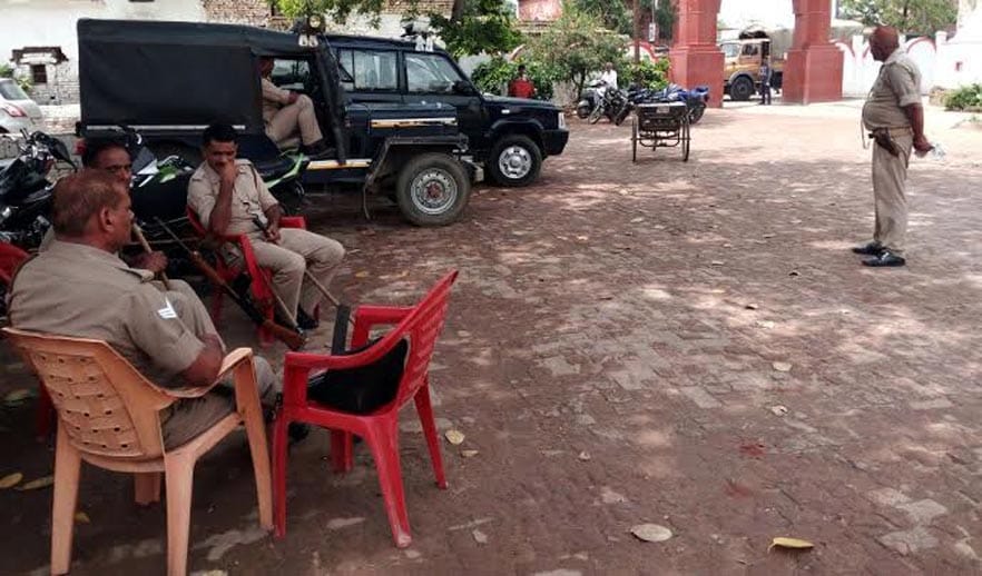 injured man's death increased tension in Khurja