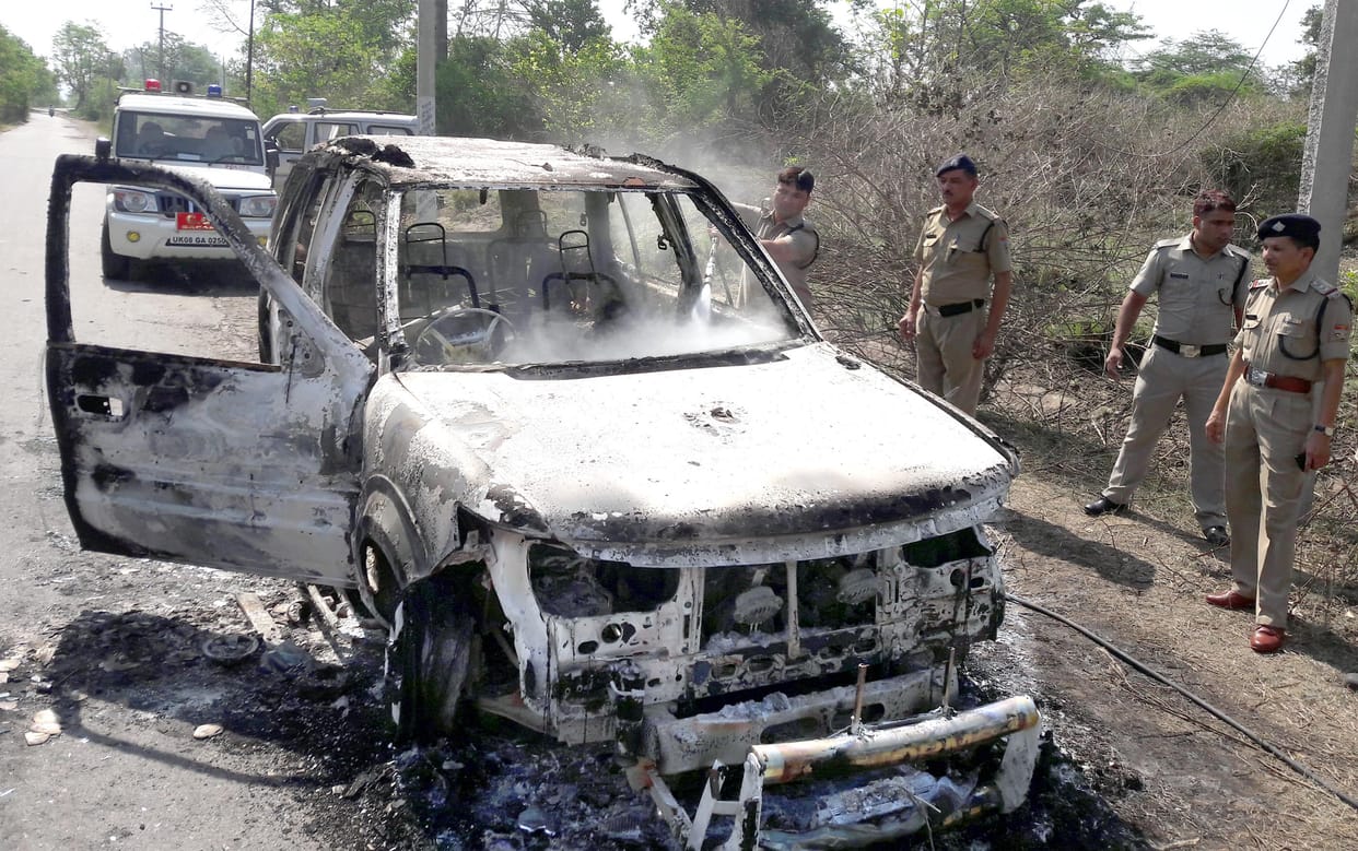 doctor fully burnt dead body found in his own car.