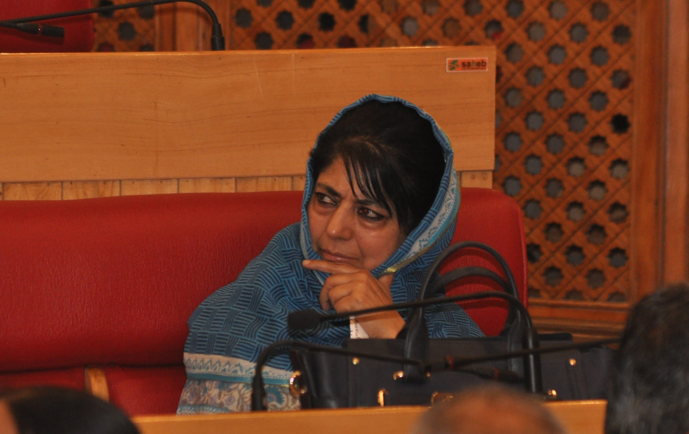 Mehbooba Mufti's political power is getting weaker in PDP