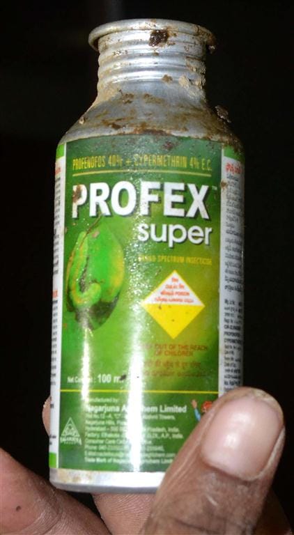 Kolddrinks women served on the force of arms