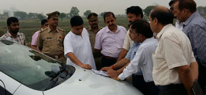 patanjali will make ayurved hub in greater noida and give job to thousand people