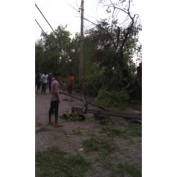  tornado,  tornado in Hisar,  tornado damage electricity pol, Hisar, Haryana  