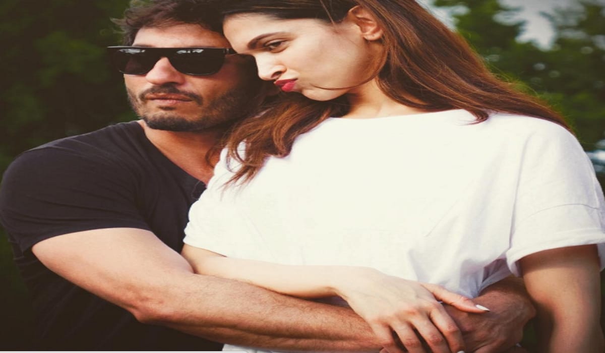  watch crazy deepika padukone with homi adajania on the-sets raabta