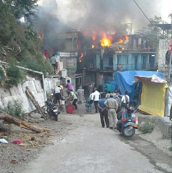 Fire in shops at Baba Balak Nath temple road hamirpur.
