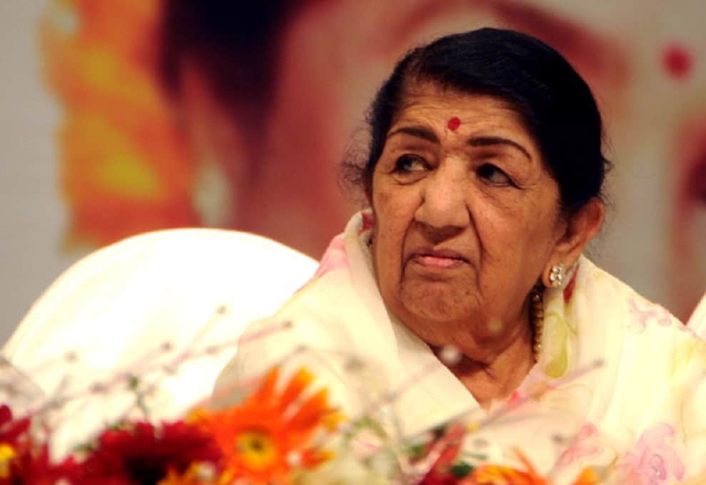 lata mangeshkar said i would love to sing for janhvi kapoor