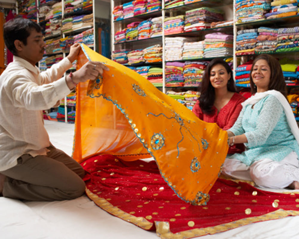famous dialogue of shopkeepers to their customers
