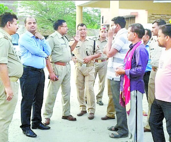  Three died in pickle factory in Raebareli.