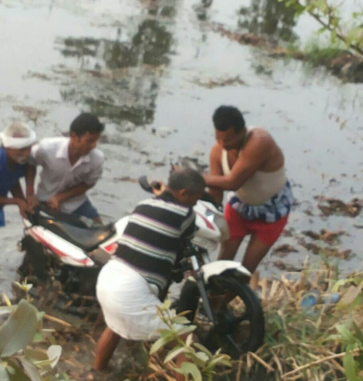 The young man's body was found in the pit, another serious