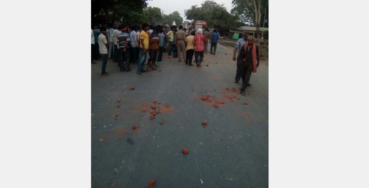 attack on the police station by public