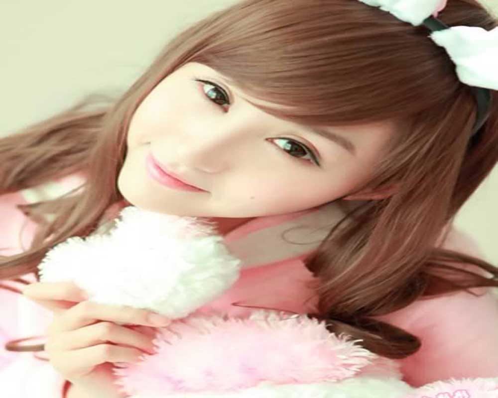  Girls Who Look Like Barbie Dolls