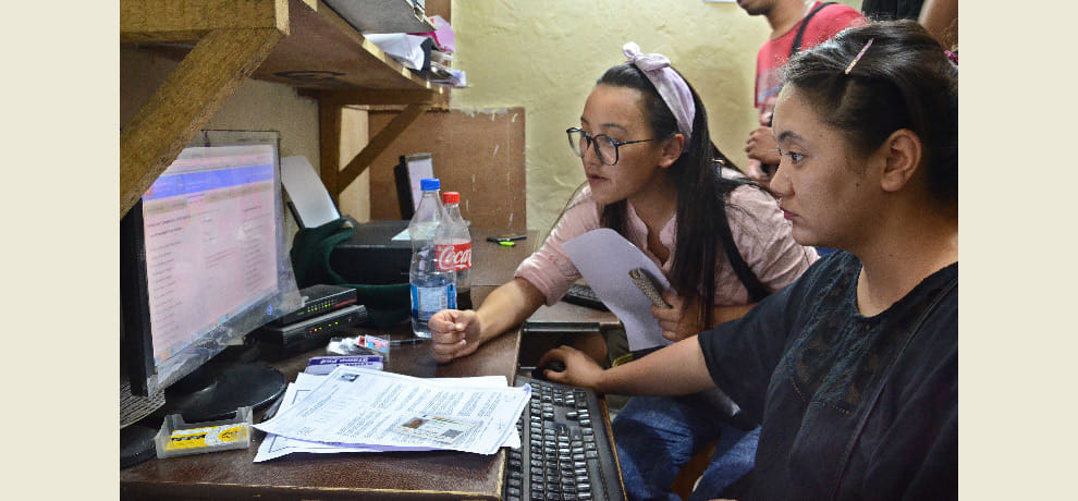 Online application made college cafe, 25 colleges facility