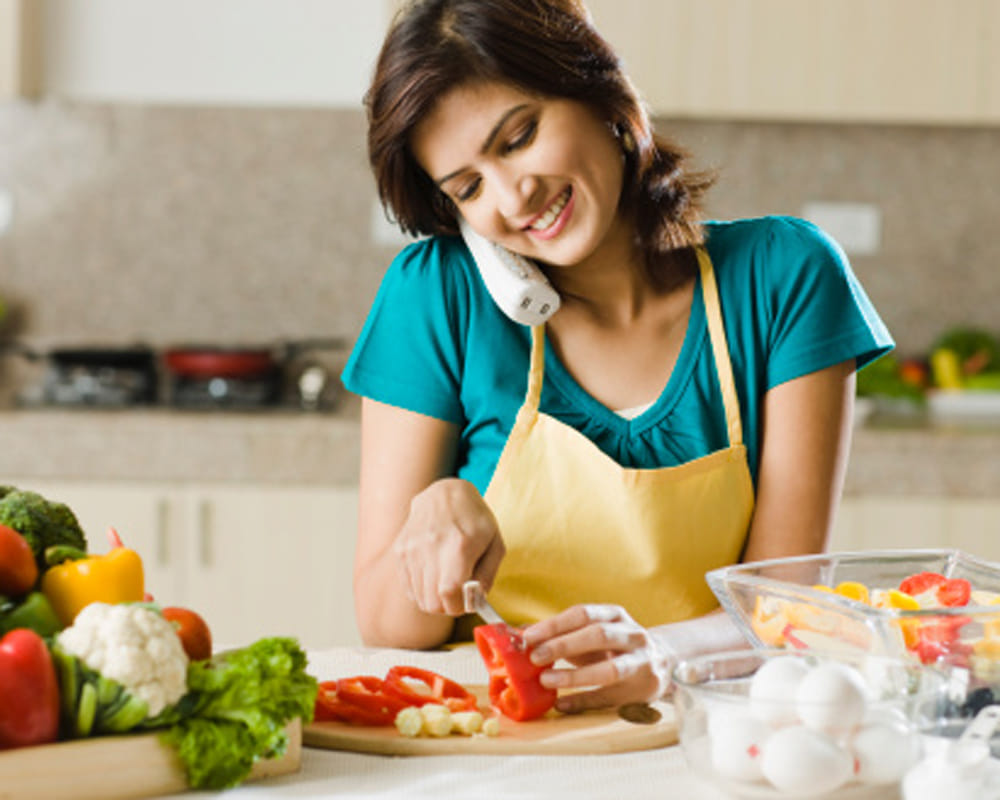 cleaning your kitchen will keep food poisoning at bay