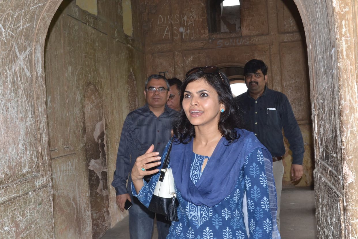 ambassador visit to lucknow imambara