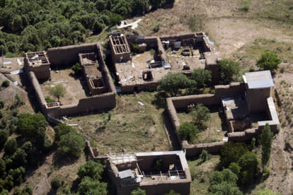 to catch terrorists Pakistan Army blow off roofs