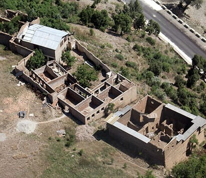 to catch terrorists Pakistan Army blow off roofs