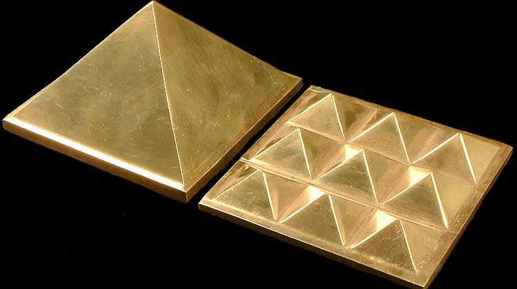 ten auspicious things in vastu for money at home