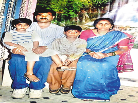 Red also died in the city of Maharashtra