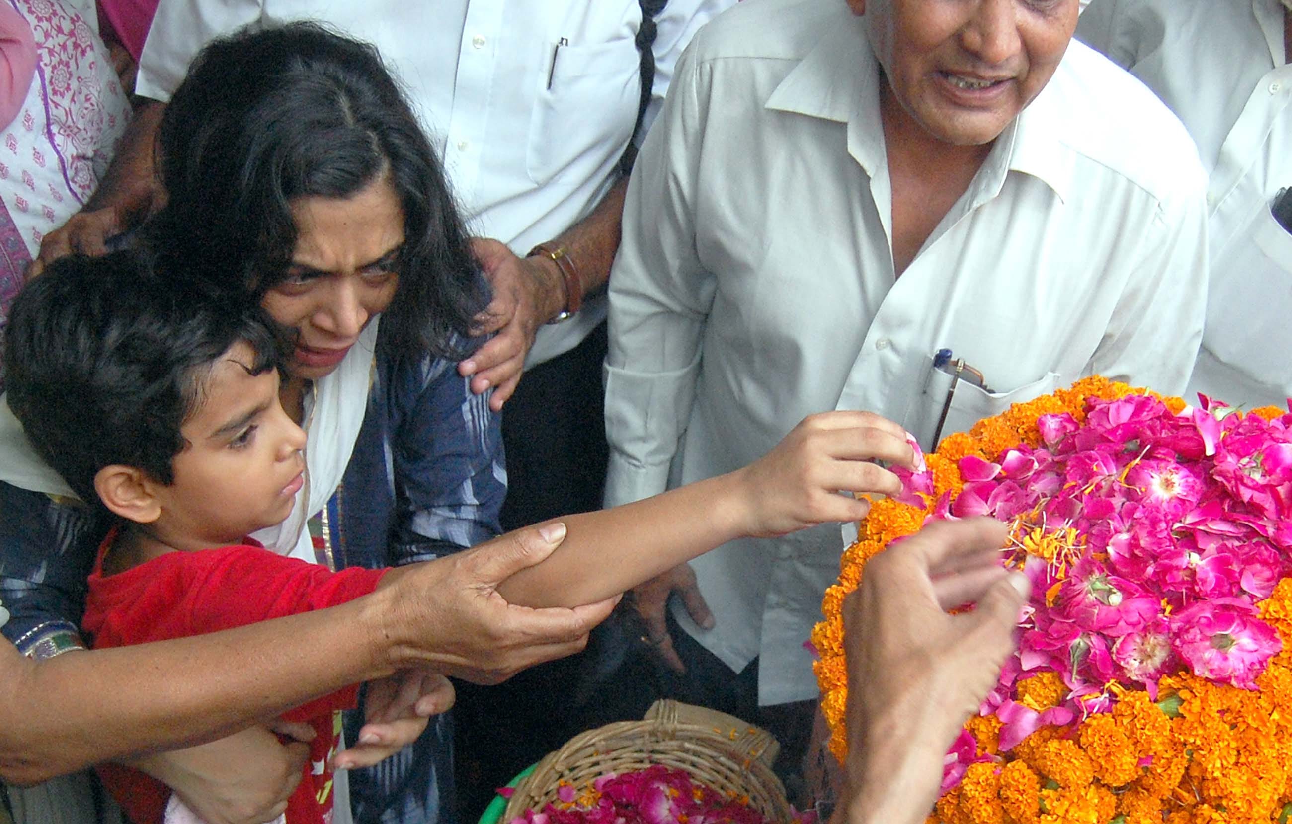 shaheed lieutenant rs panwar cremation in haridwar.