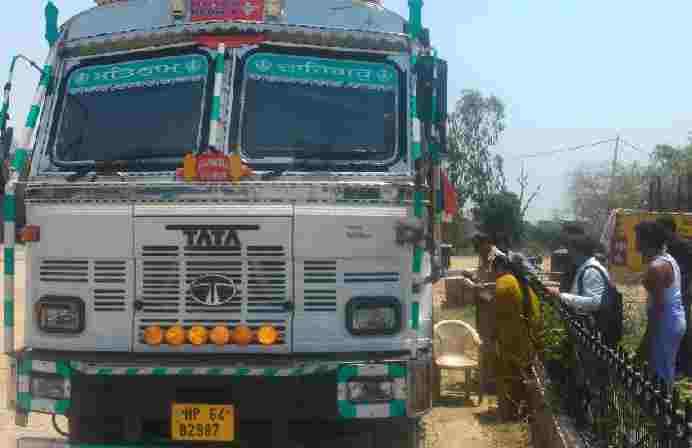 suicide, truck driver suicide, driver suicide, crime, panchkula, berwala