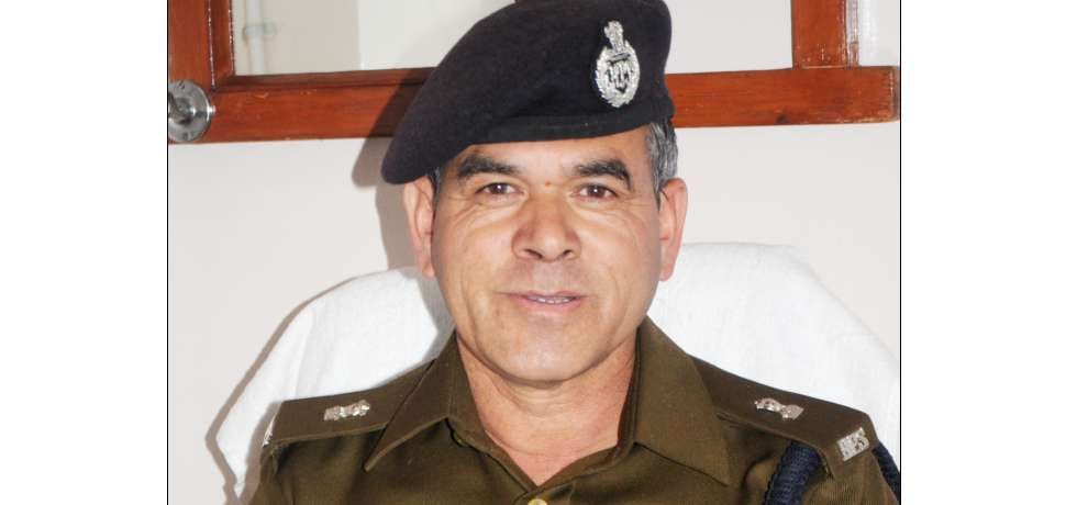 Gang busted, 650 cartons of illicit liquor seized 