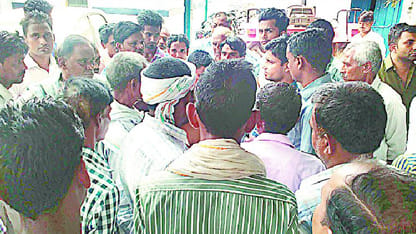 Friends of murder suspect