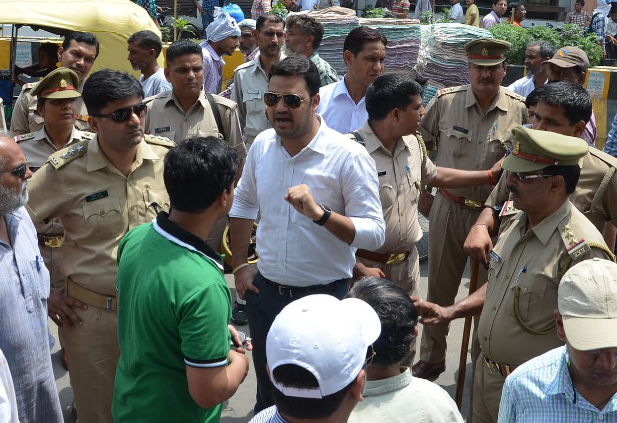Railway Road was removed encroachments.