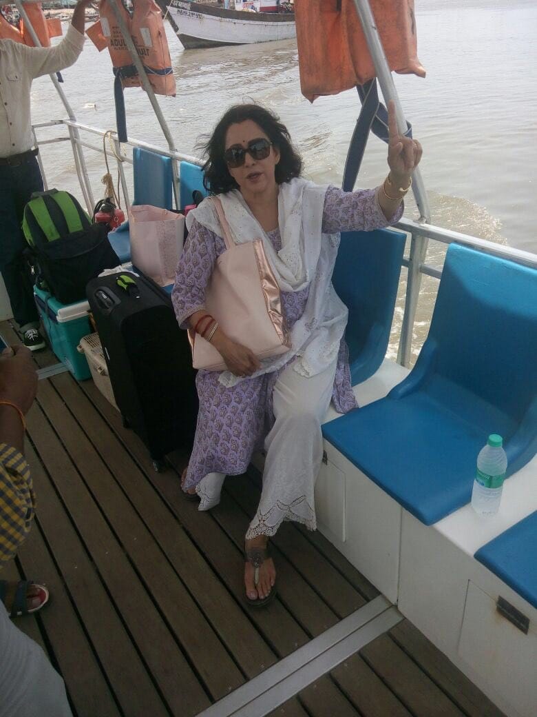 MP Hema Malini uploads shoot pictures Twitter when Mathura incident, after she deleted.