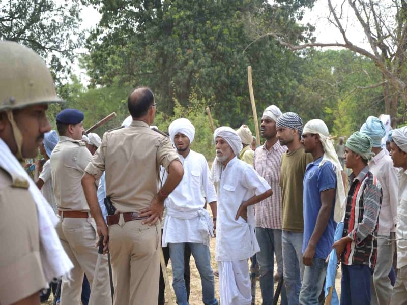 back ground of people of jawahar bagh