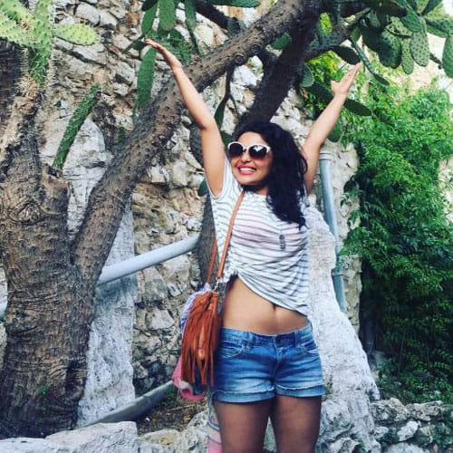 komal chautala is ready to like a hot girl