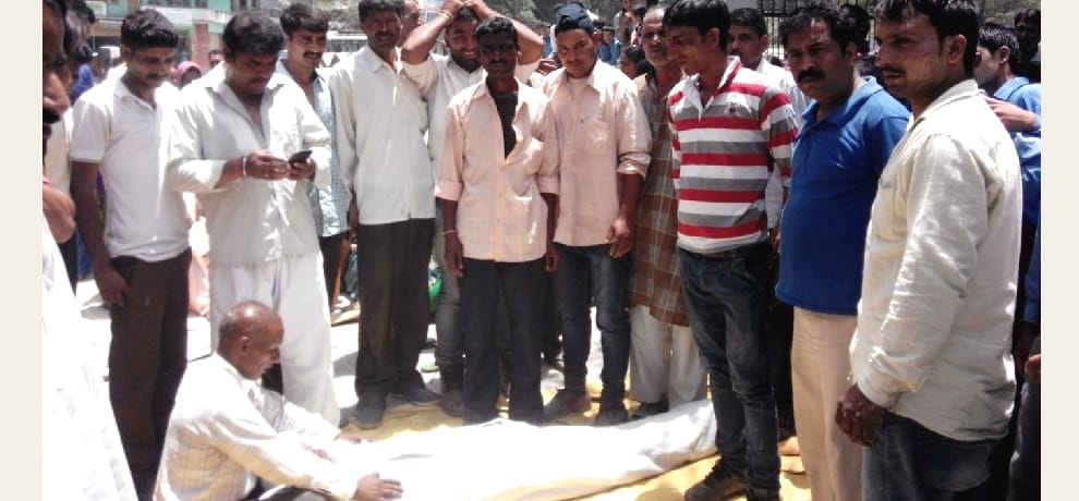 10th class student commit suicide at mandi.