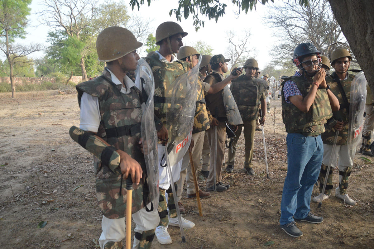 a minister pressurised police on jawahar bagh