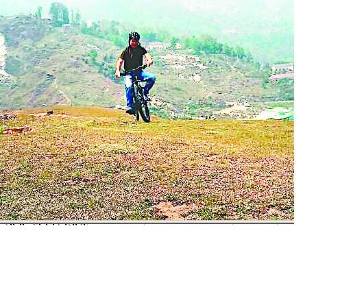 Mountain biking trails in Munsyari training