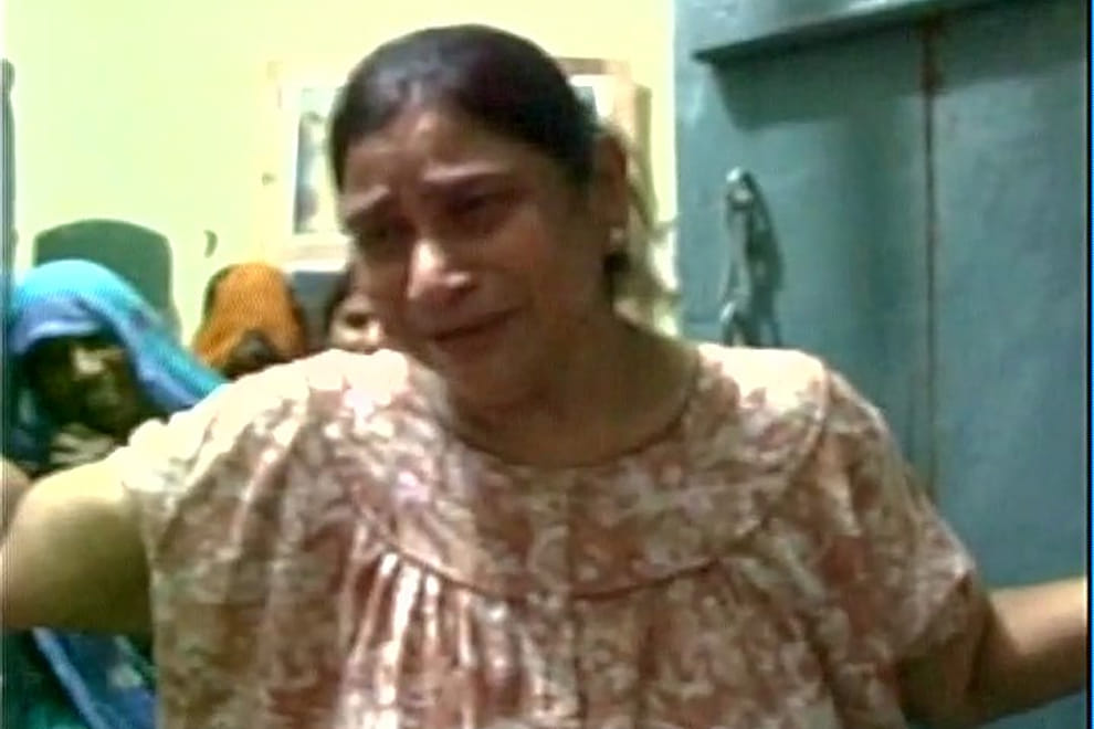 'Mujhe paise nhi chahiye,CM mera beta lakar de'