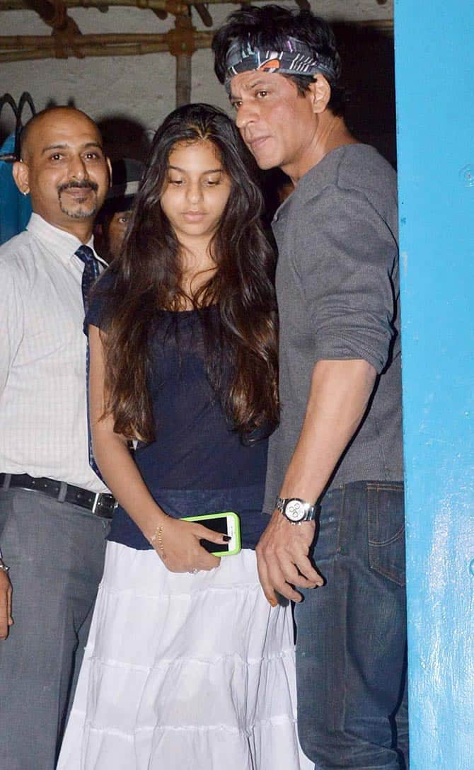Shah Rukh Khan's dinner outing with daughter Suhana