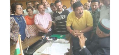 National ST commission notice to tribal commissioner of himachal