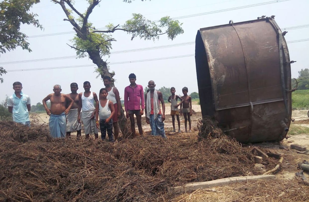 Mentha tank torn, scorched four