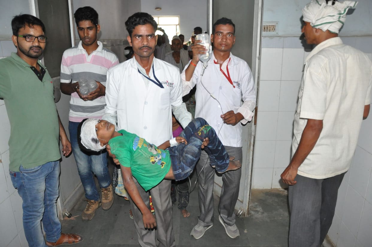 Tractor-trolley upturned, 40 injured