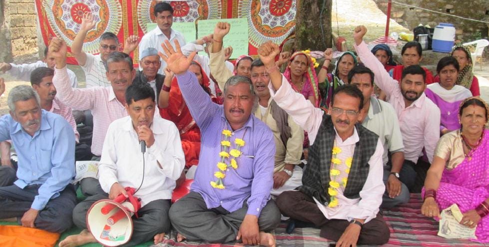 Agitator pradhans unbowed