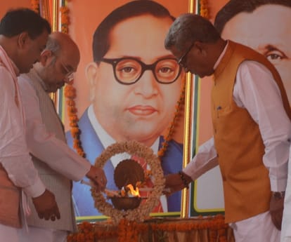Amit Shah targets Mulayam for Mathura violence.