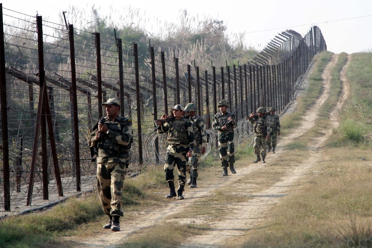 Indo-Pak border will prevent the infiltration of terrorists with "Laser Walls'