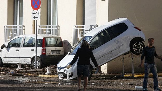 Worst flood in effects Paris