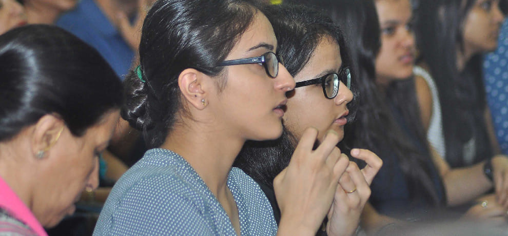 Housefull Open Days in DU I now conclude the evening session
