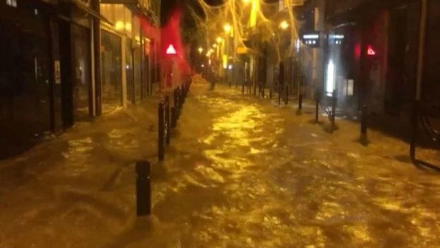 Worst flood in effects Paris