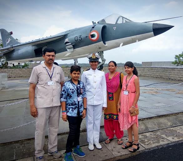 haryana daughter shivani pansal selected as indian navy pilot observer 