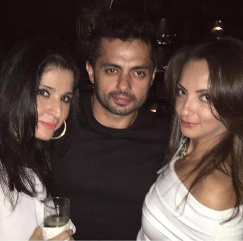 Sonakshi Sinha reconciled with ex-beau Bunty Sajdeh!