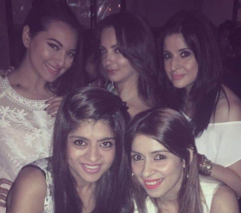 Sonakshi Sinha reconciled with ex-beau Bunty Sajdeh!