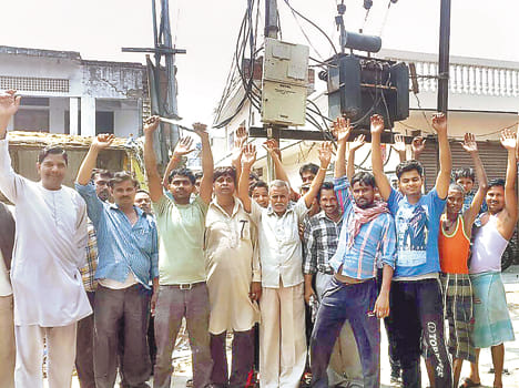 Slogan-stricken people power problem