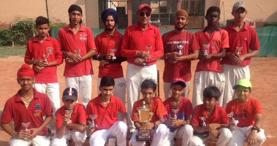 live wire coaching center wins you forever cricket cup, sports, cricket, chandigarh