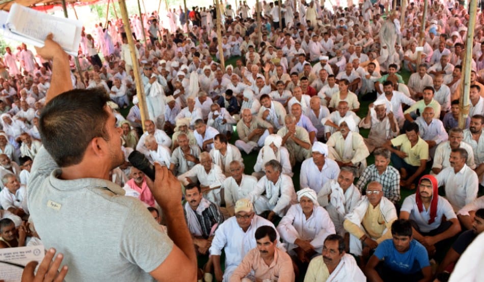 Tense atmosphere but peaceful jat protest for reservation at haryana 