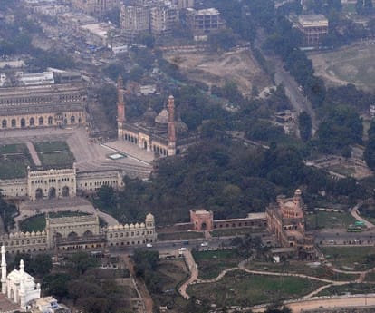  Report on greenery in Lucknow.